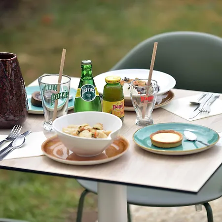 Kyriad Centre Hotel 3*