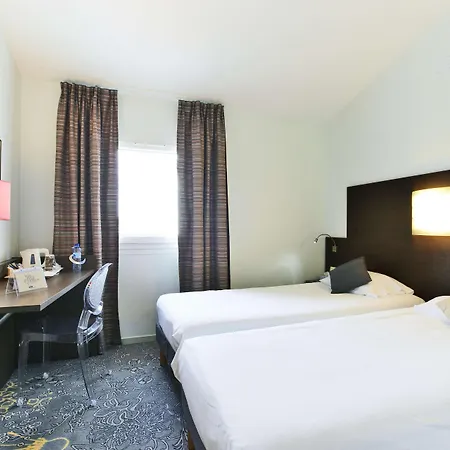 Kyriad Centre Hotel