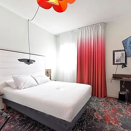 Hotell Kyriad Centre 3*