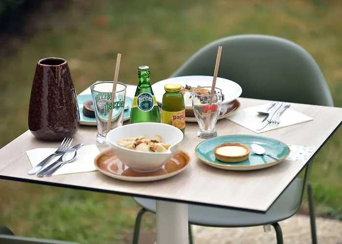 Kyriad Centre Hotel 3*