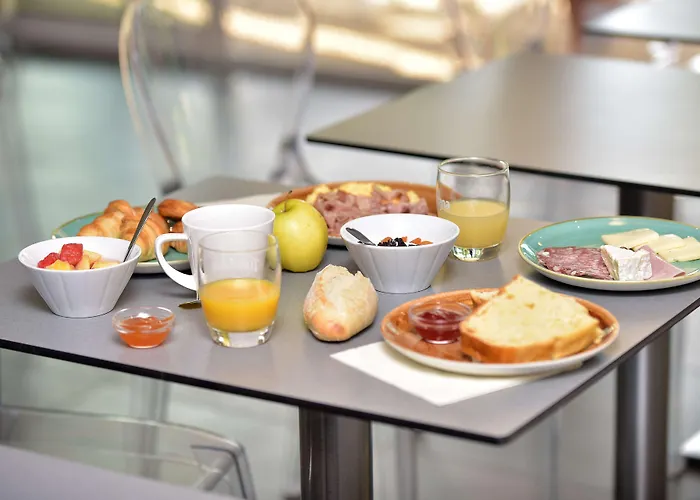 Kyriad Centre Hotel La Rochelle (Charente-Maritime)